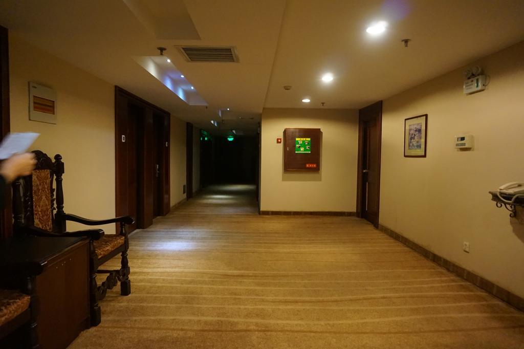 Bremen Holiday Hotel Harbin Exterior foto