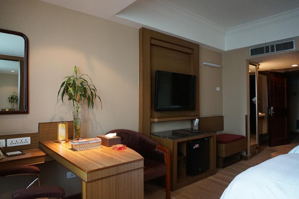 Bremen Holiday Hotel Harbin Exterior foto