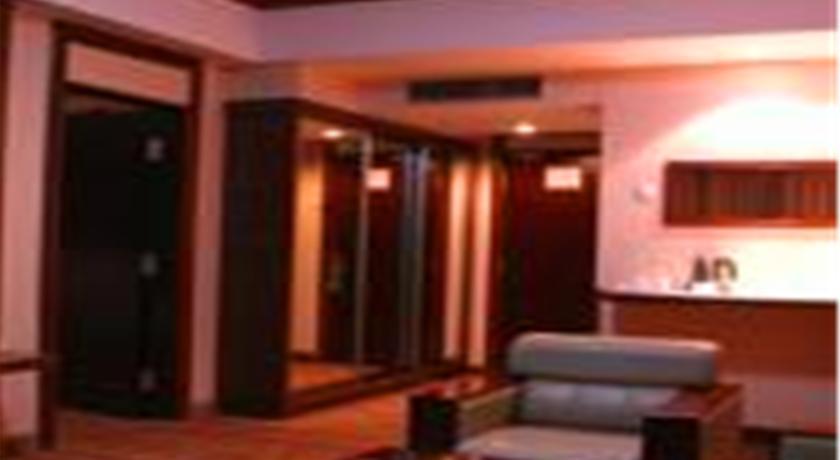 Bremen Holiday Hotel Harbin Exterior foto
